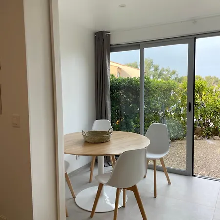 Magnifique Vue Sur Le Cap Dramont * Fréjus
